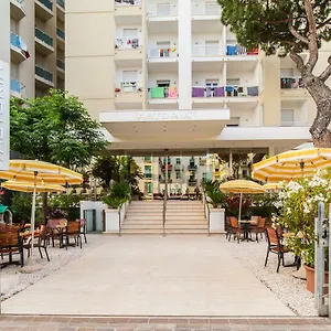 Astoria Otel Cattolica