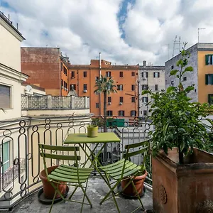 Apartment Flatinrome Santa Maria Maggiore, Rome